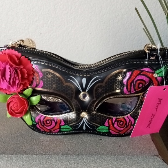 Betsey Johnson Handbags - Betsey Johnson masquerade crossbody
